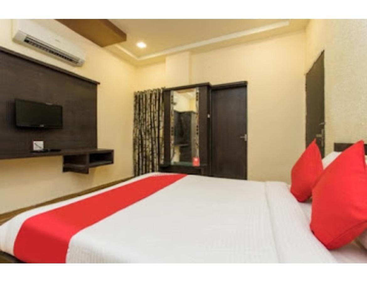 Hotel Shree Shyam Palace, อุจเจน ภายนอก รูปภาพ